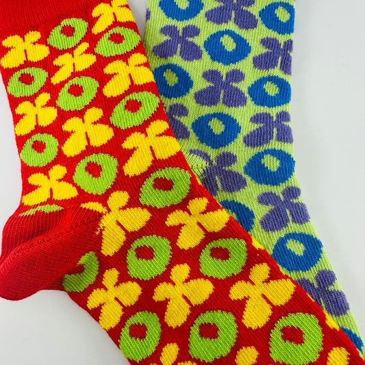 Hugs and Kisses (xoxo) Socks from the Sock Panda (Ages 3-7)