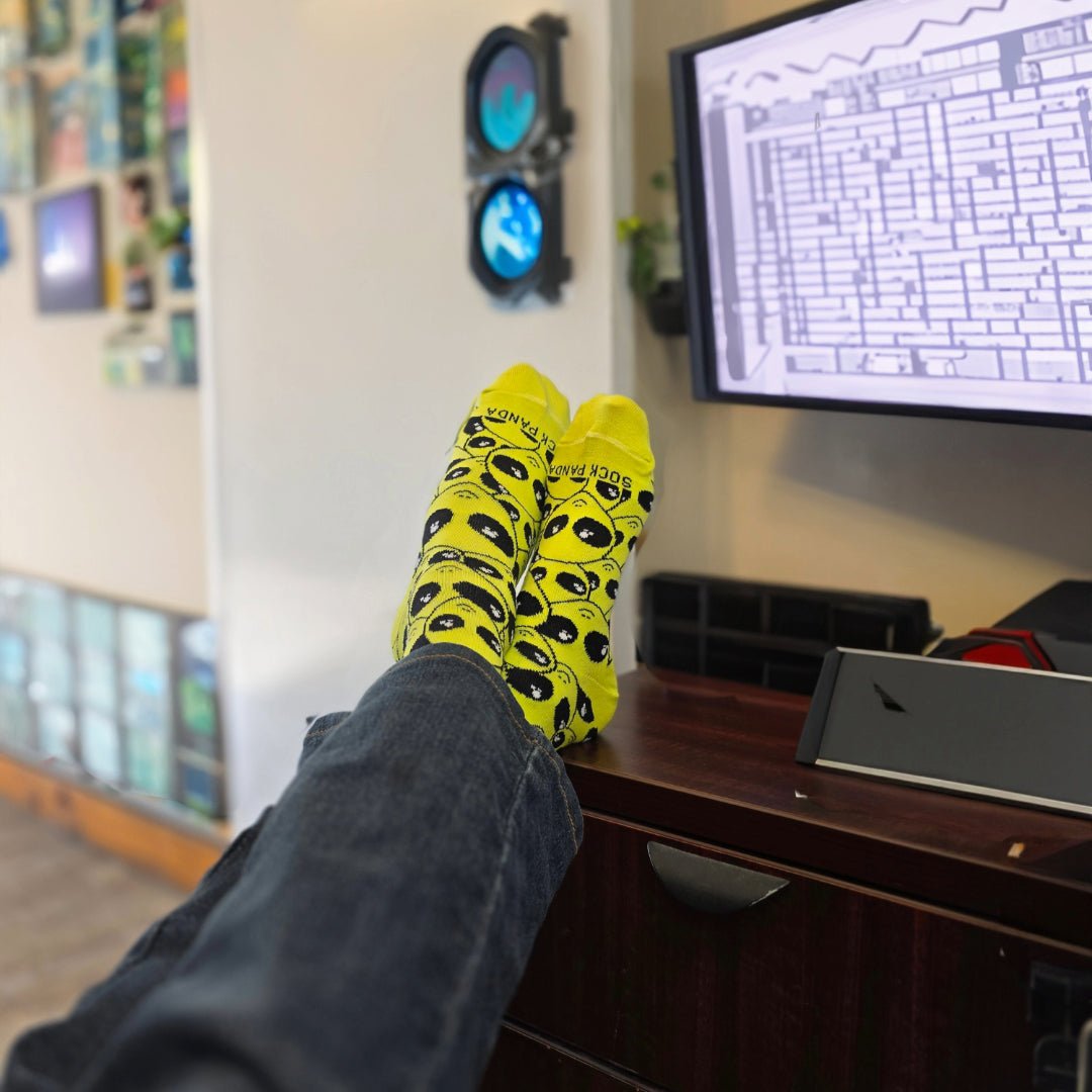 Alien Face Pattern Socks from the Sock Panda (Adult Small - Shoe Sizes 2-5), AlienFacesSm