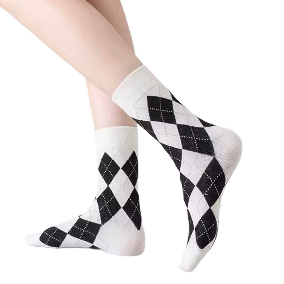Argyle Socks from the Sock Panda (Quarter Socks) - Black and White ArgyleQtMd