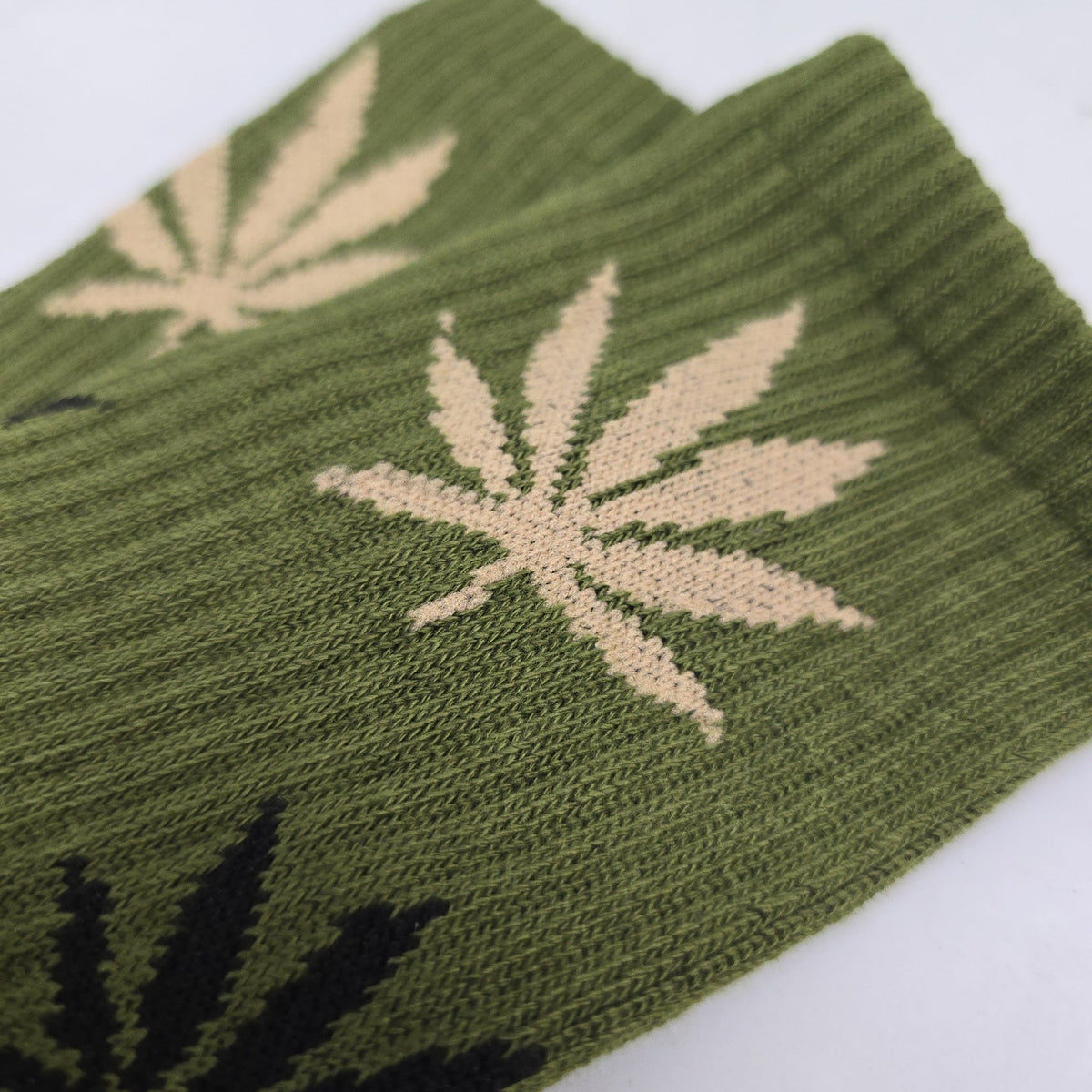 Cannabis Leaf Patterned Socks (Adult Large - Men's Shoe Sizes 8-12), PotGreenLg