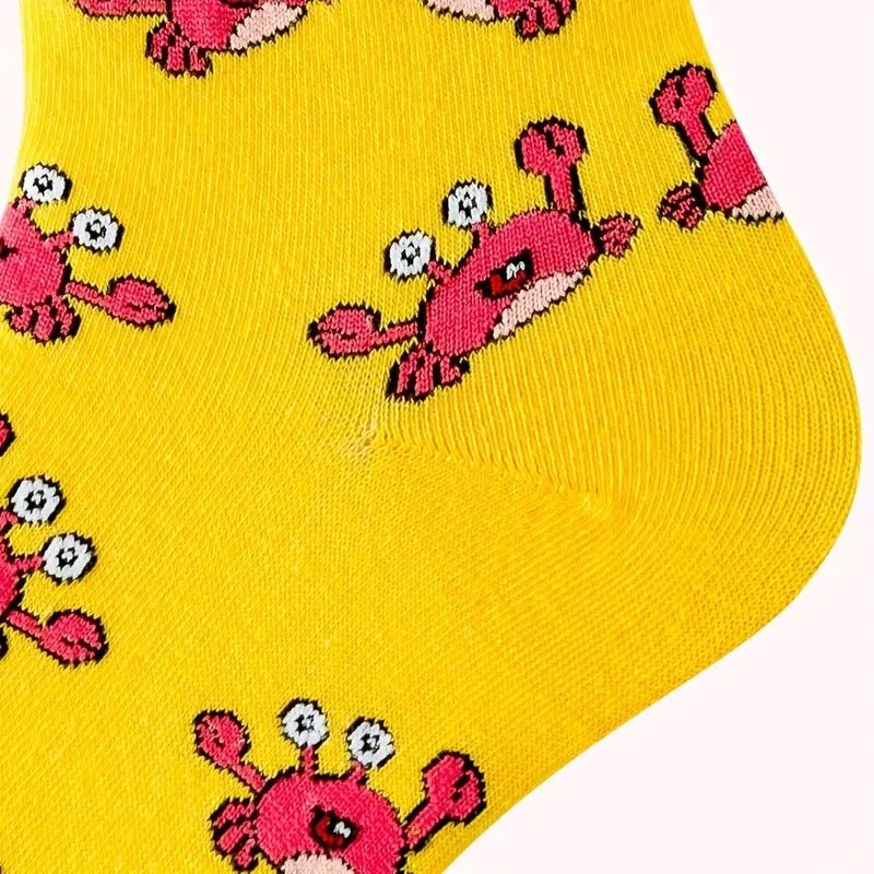 Crab Pattern Socks from the Sock Panda (Adult Medium - Women's Shoe Sizes 5-10), crabpatternMd