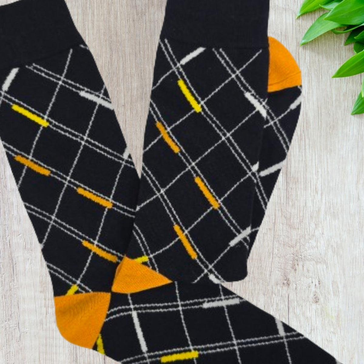 Diagonal Line Grid Socks from the Sock Panda (Adult Large - Men's Shoe Sizes 8-12), DiagonalLineLg