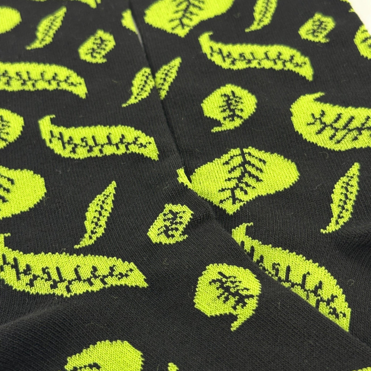 Fall Leaf Pattern Socks the Sock Panda (Adult Medium - Women's Shoe Sizes 5-10), BlackLeafMd