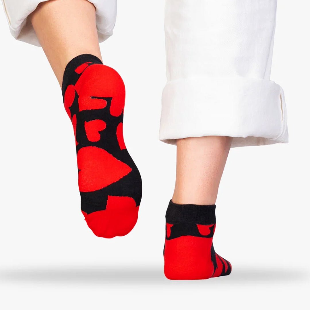 Heart Patterned Ankle Socks (Adult Medium - Women's Shoe Sizes 5-10), Blk-Heart-Ankle