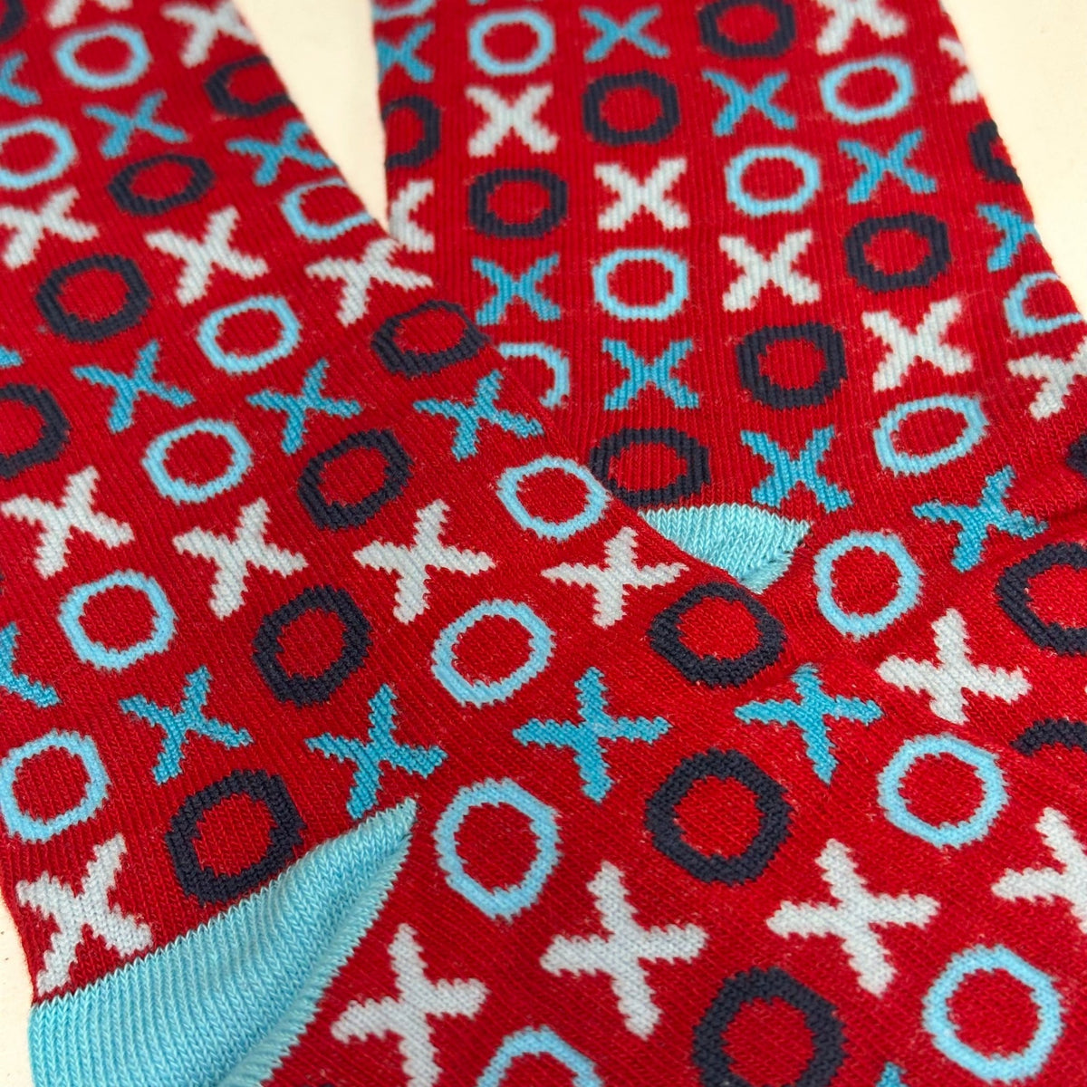 Hugs and Kisses (xoxo) Love Patterned Office Socks, XO Pattern Md