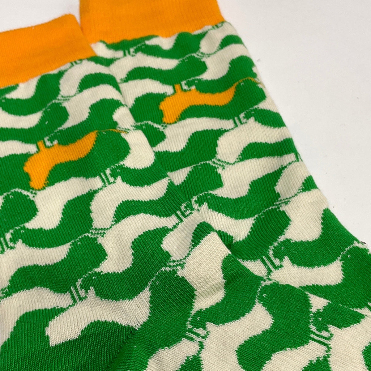 Interlocking Turkey Patterned Socks from the Sock Panda (Adult Small - Shoe Sizes 2-5), TurkeyTessSm
