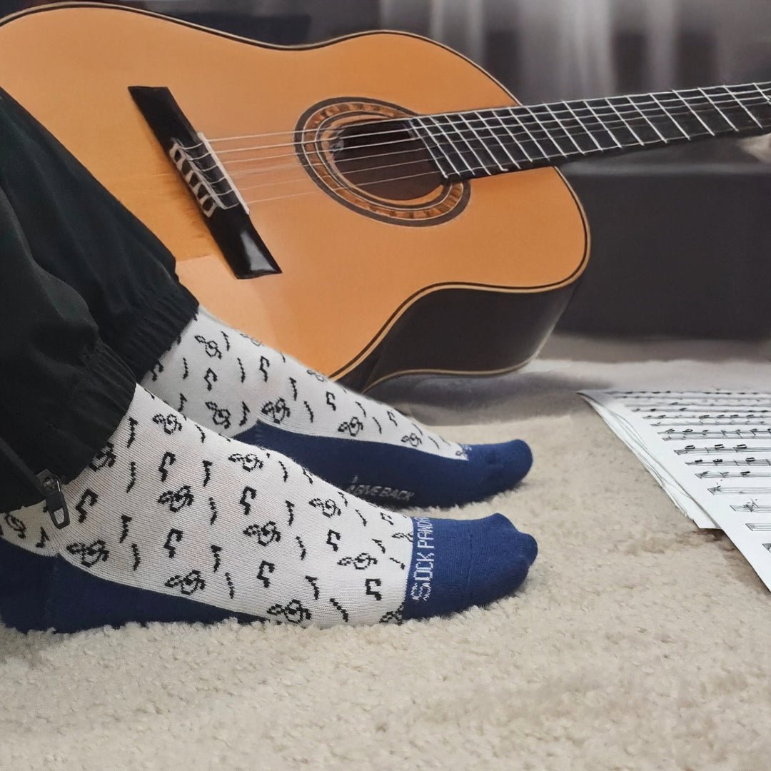 Melodic and Sophisticated Music Note Pattern Socks (Adult Large), Music Note Lg