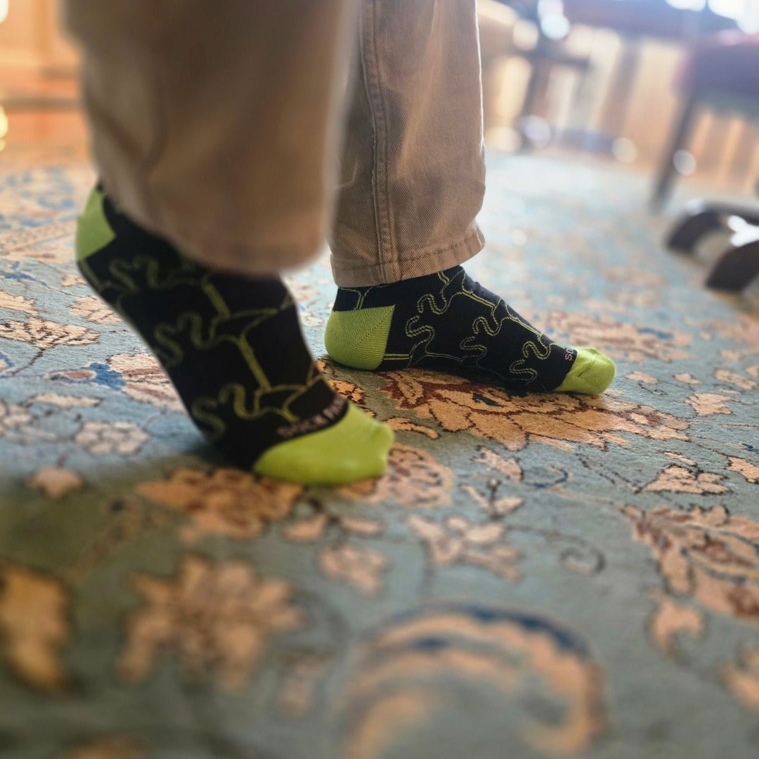 Stylish Flamingo Pattern Socks from the Sock Panda (Adult Large), FlamingoGreen