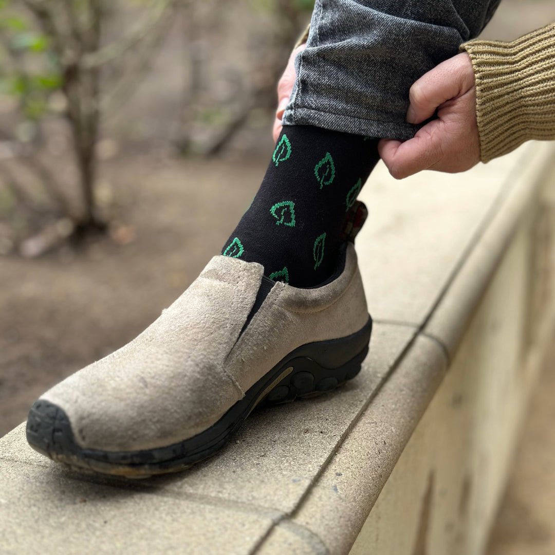 Subtle Leaf Socks from the Sock Panda (Adult Large - Men's Shoe Sizes 8-12), BlackLeafLg