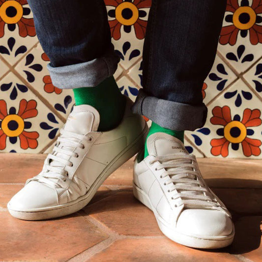 Solid Color Crew Cotton Dress Socks - Kelly Green