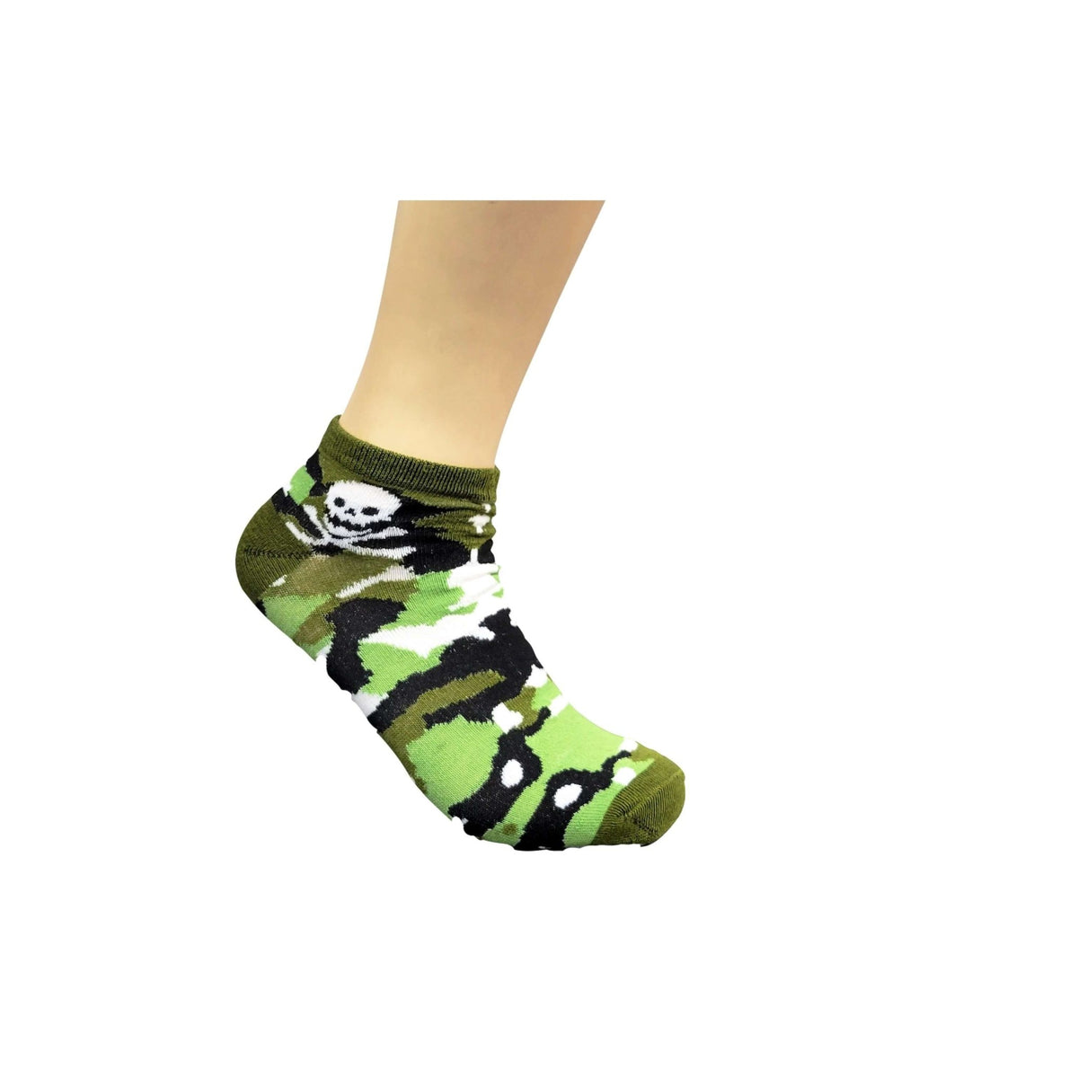 Camouflage With Skulls Ankle Socks (Adult Medium - Women's Shoe Sizes 5-10), Camouflage Skull-Green