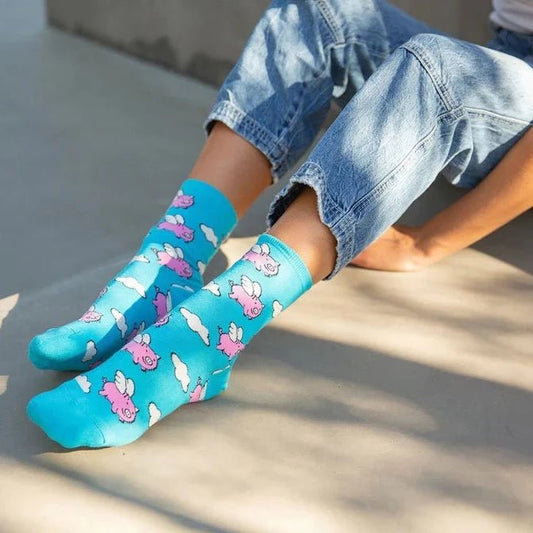 Flying Pigs Socks (Adult Medium - Women's Shoe Sizes 5 - 10)