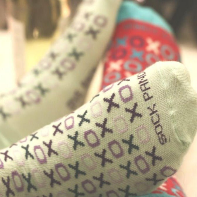Hugs and Kisses (xoxo) Love Patterned Office Socks, XO Pattern Both