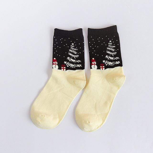 Snowman with Gift Winter Holiday Socks (Adult Medium - Women's Shoe Sizes 5 - 10)