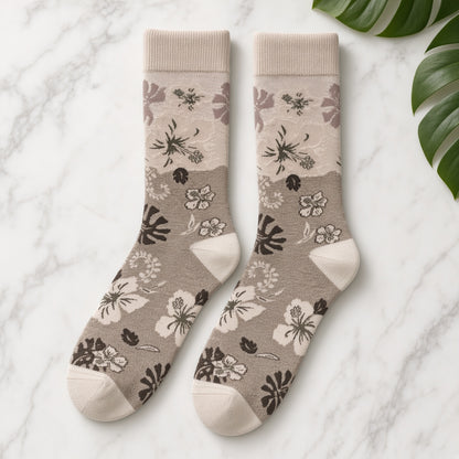 Aloha Hawaiian Floral Hibiscus Pattern Socks (Adult Large)