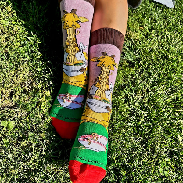 Giraffe Yogi Eating Ramen Socks from the Sock Panda (Adult Medium)