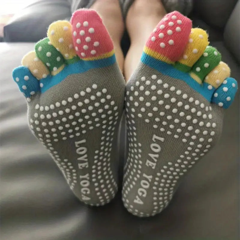 Love Yoga Rainbow Gray Toe Socks (Adult Medium)