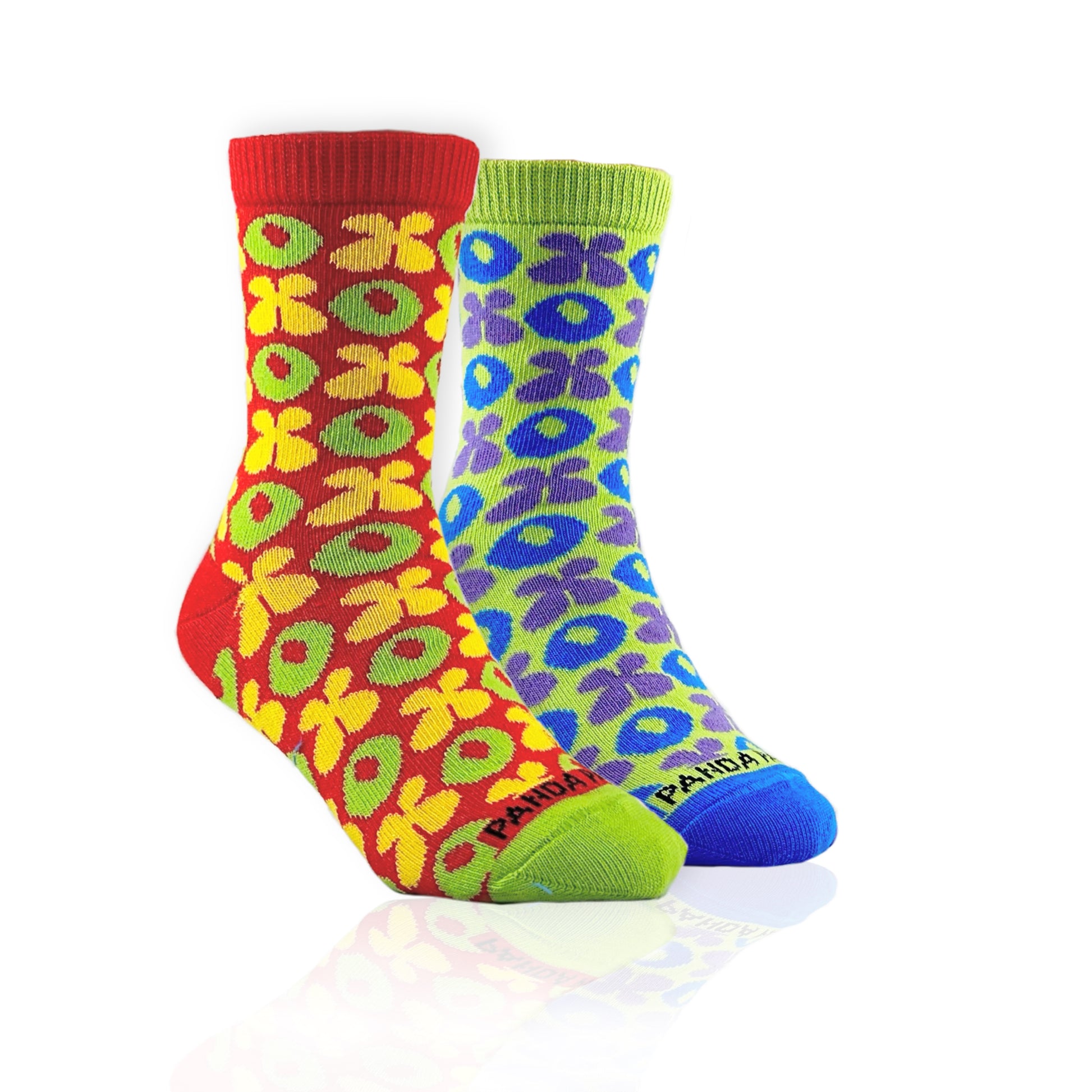 Hugs and Kisses (xoxo) Socks from the Sock Panda (Ages 3-7)