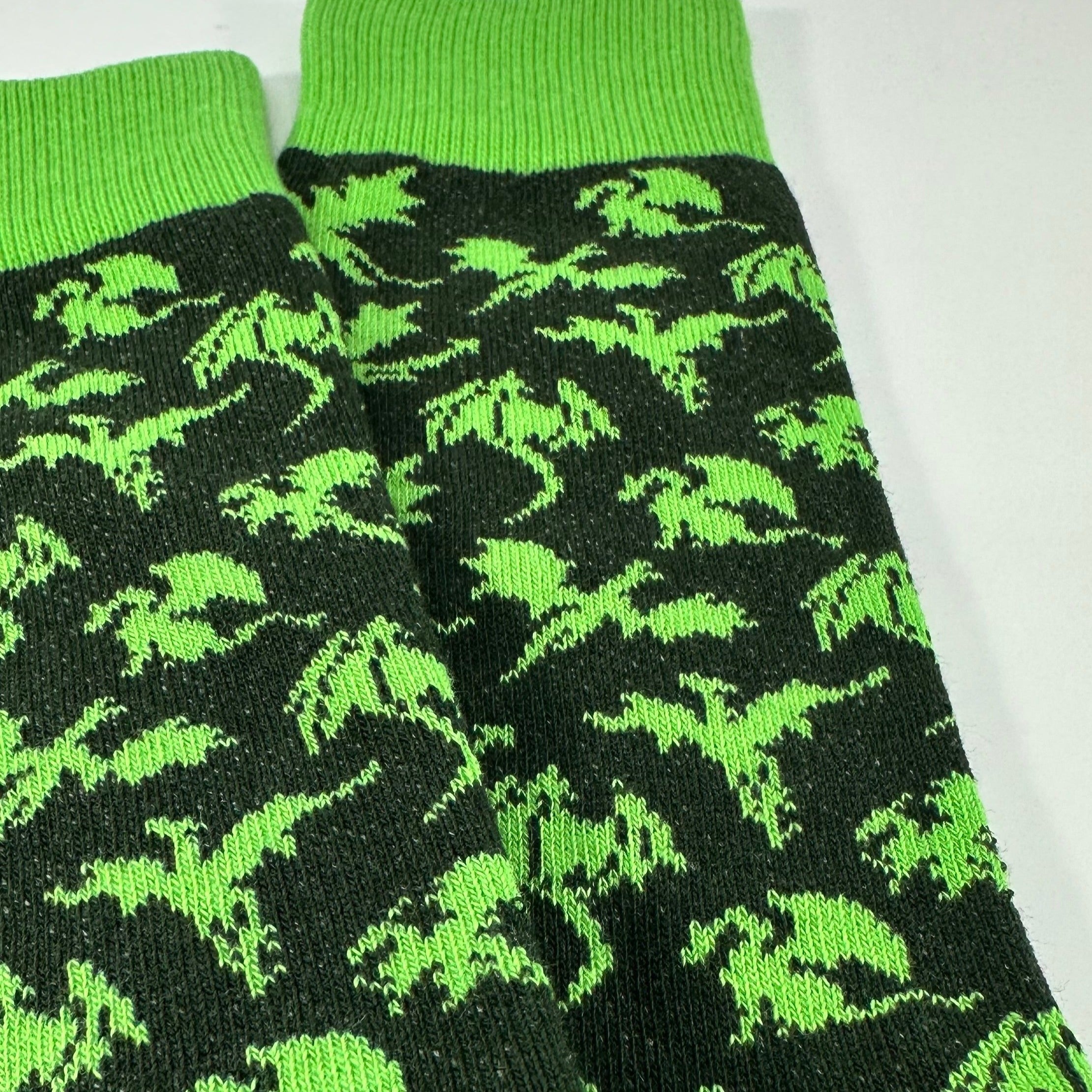 Dragon Pattern from the Sock Panda (Adult Small)