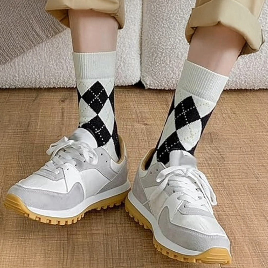 Argyle Socks from the Sock Panda (Quarter Socks) - Black and White ArgyleQtMd