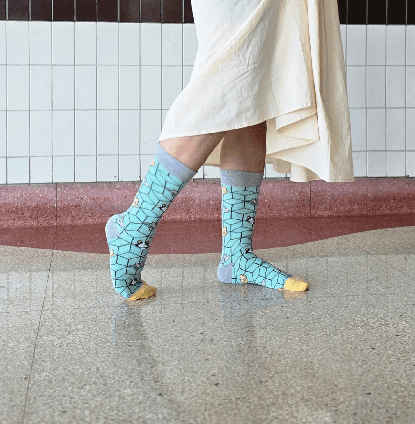 Cats in 3D Socks from the Sock Panda (Adult Small - Shoe Sizes 2 - 5)