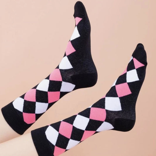 Pink and White Diamond Pattern Socks (Adult Medium - Women's Shoe Sizes 5 - 10)