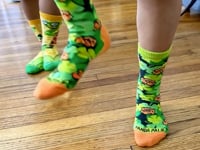 Shamrock Socks Kids Socks (Ages 3-7) Video from the Sock Panda