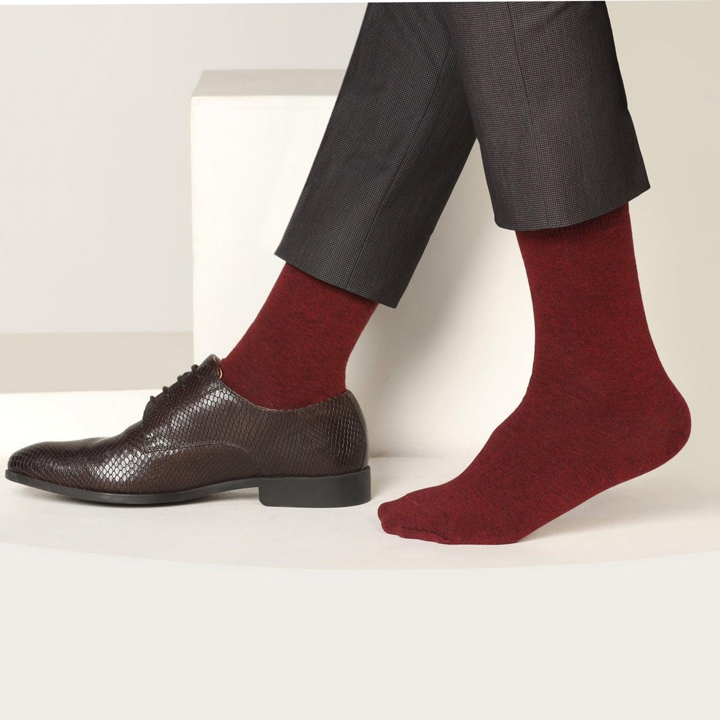 Solid Color Crew Cotton Dress Socks - Burgundy