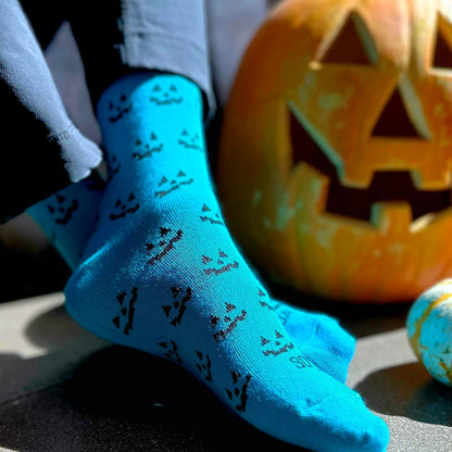 Sophisticated Blue Pumpkin Face Patterned Socks (Adult Large - Men's Shoe Sizes 8 - 12)