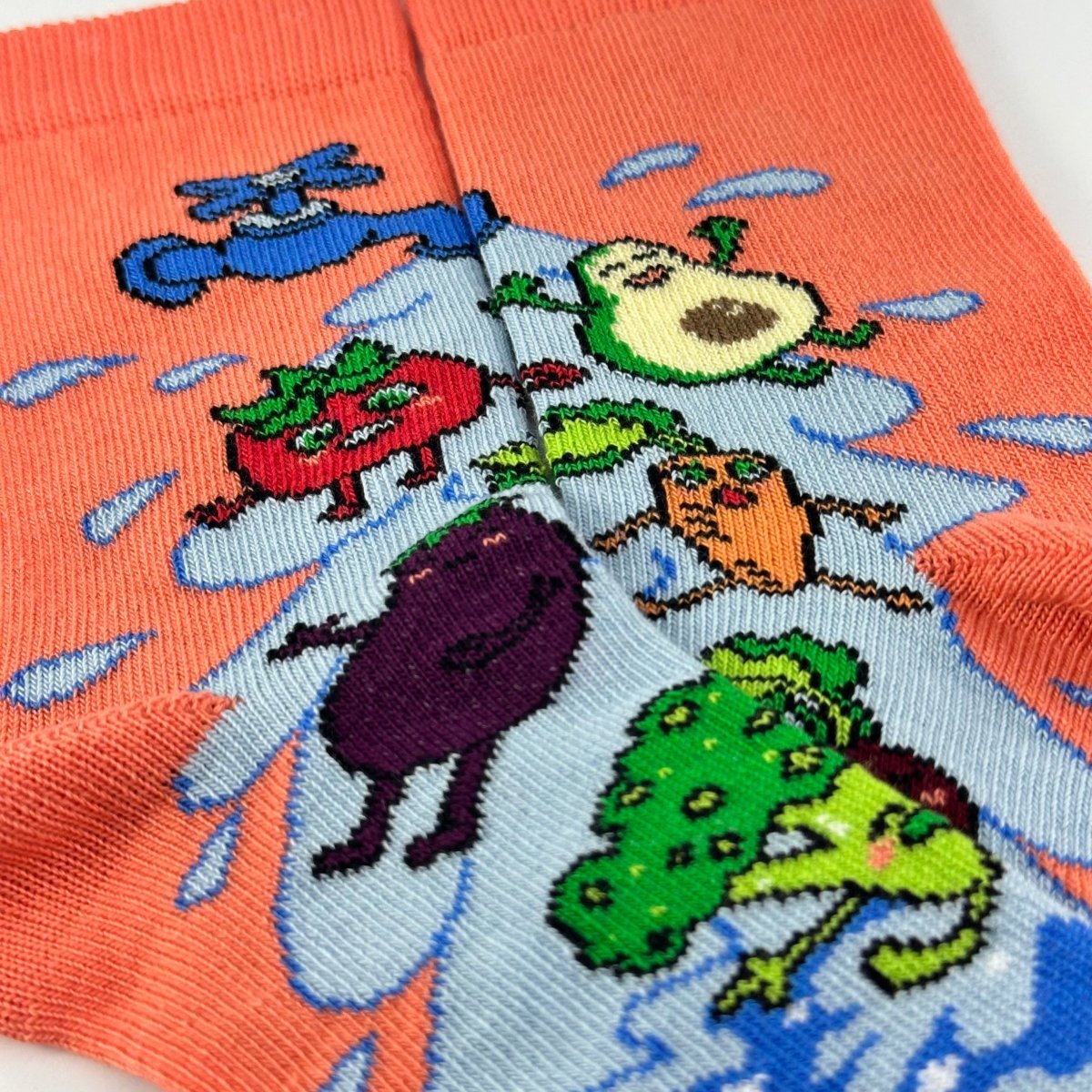 Vegetable Water Splash Socks from the Sock Panda (Ages 3 - 7) VegieSpashPalSm