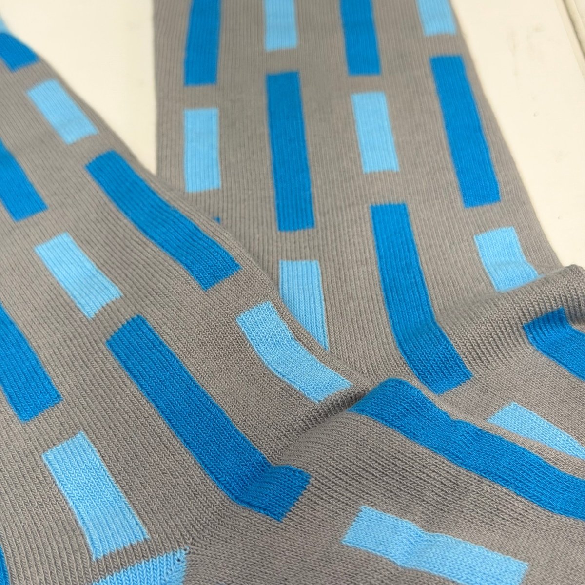 Vertical Striped Socks from the Sock Panda (Adult Large) GrayVertStripeLg
