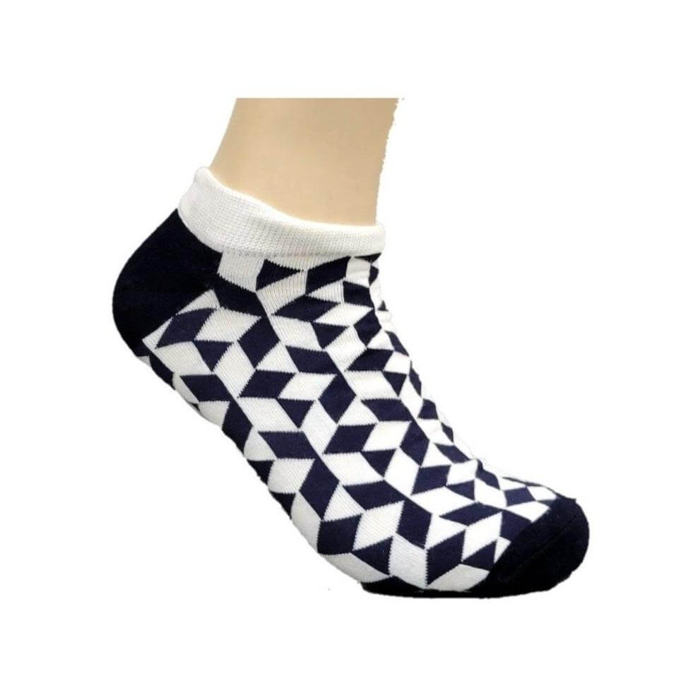 Black and White Diamond Patterned Ankle Socks (Adult Large)