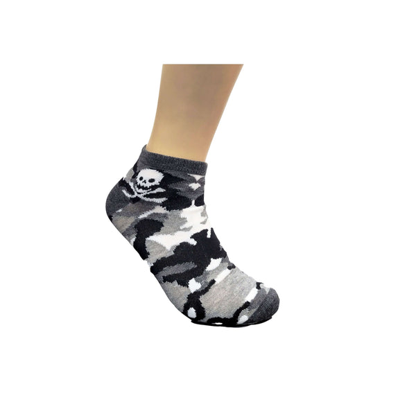 Camouflage With Skulls Ankle Socks (Adult Medium)