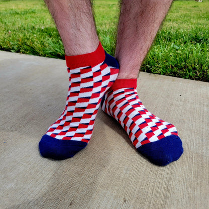 Red, White Blue 3D Cubed Patterned Ankle Socks (Adult Large - Men's Shoe Sizes 8 - 12)