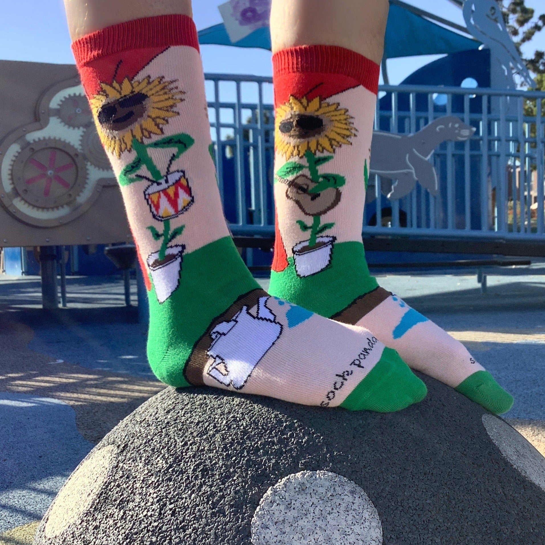 Rock'n Sunflower Band Socks from the Sock Panda